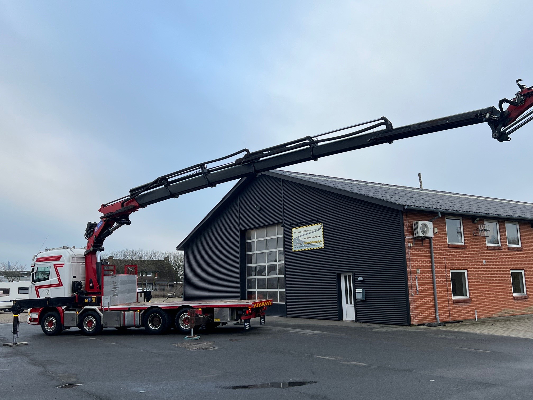 Scania R580 8X2*6 HMF 6020 OK6 + Jib