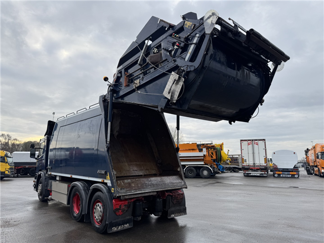 Scania P320 6x2*4 Euro 6 NTM 21 m3