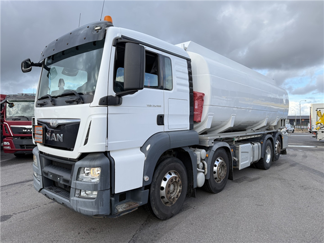 MAN TGS 35.480 8x2*6 Euro 6 23.000 l ADR Tankbil