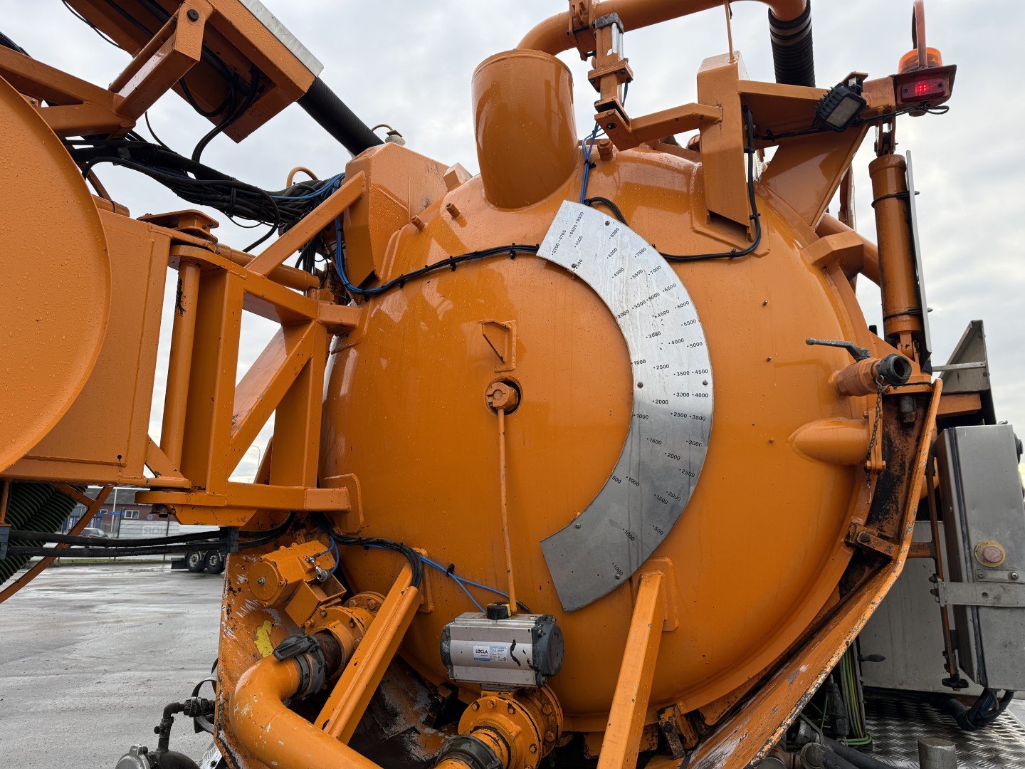 Scania P380 8x2*6 Hvidtved Larsen Flexline 414