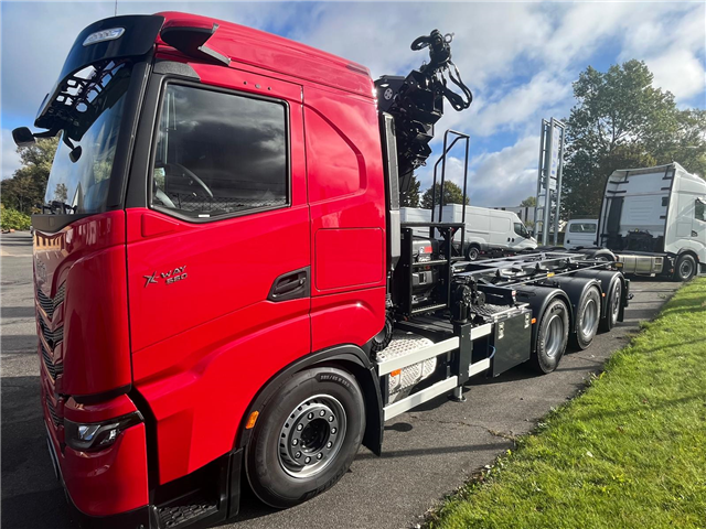 Iveco X WAY AS350X58 ZY/FS