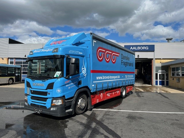 Scania P370