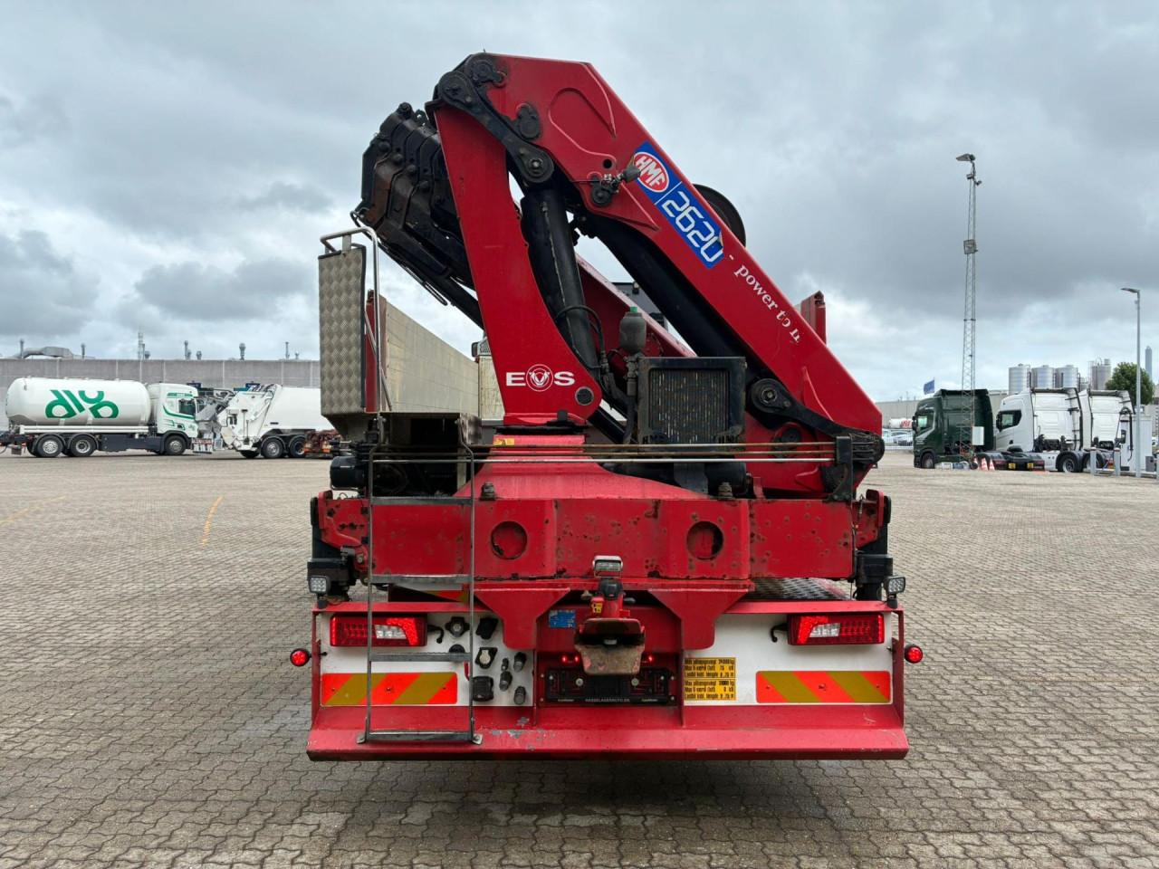 Scania R 650 B8x4NB Tip - HMF kran 2620