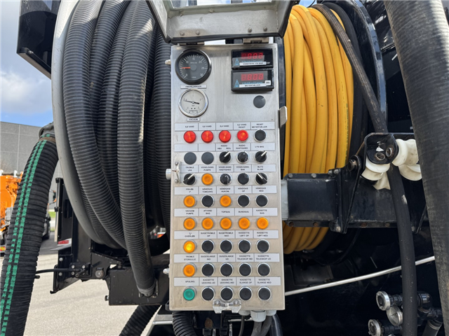 Scania P450 8x2*6 Hvidtved Larsen FlexLine 414 ADR