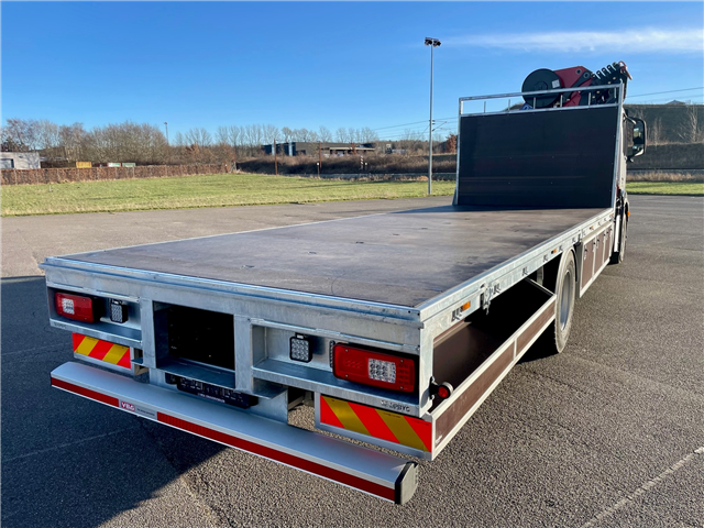 Iveco S-WAY AD190S34-E6e/FP Stillads