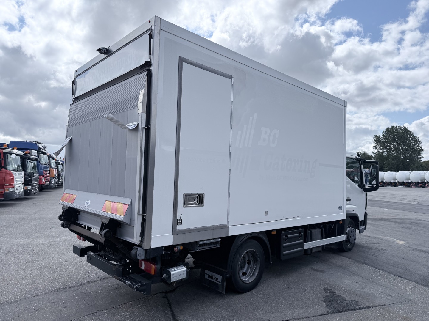 Renault D 7.5 180 4x2 Carrier Supra 750 mt Kølebil