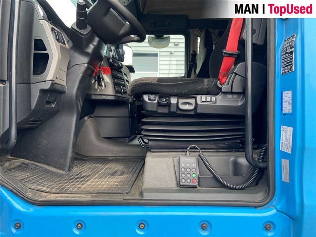 MAN TGX 26.470 6X2-2 LL