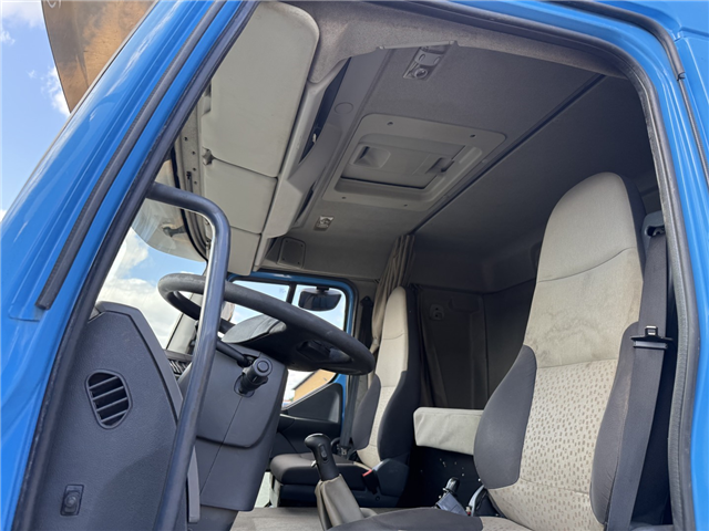 Renault Premium Lander 430.32 DXI 8x2*6 Simon Moos 18.100 L