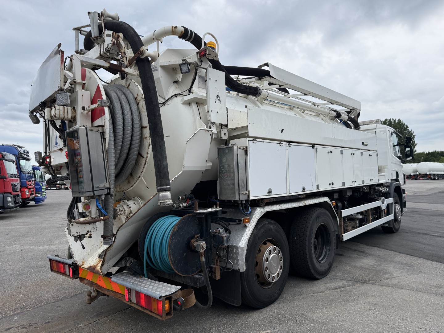 Scania P380 LB6x2*4 Hvidtved Larsen FlexLine 310