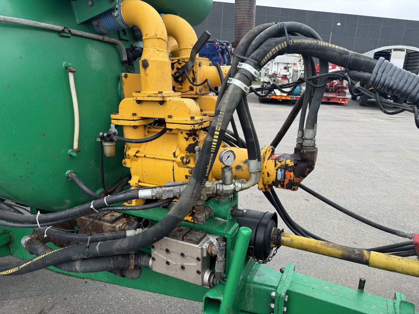 Case MXM190 - Samson Slamsugervogn 8000 L