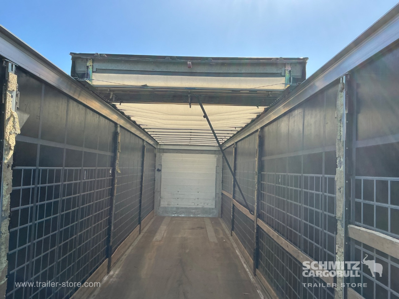 Schmitz Semi Curtainsider Standard