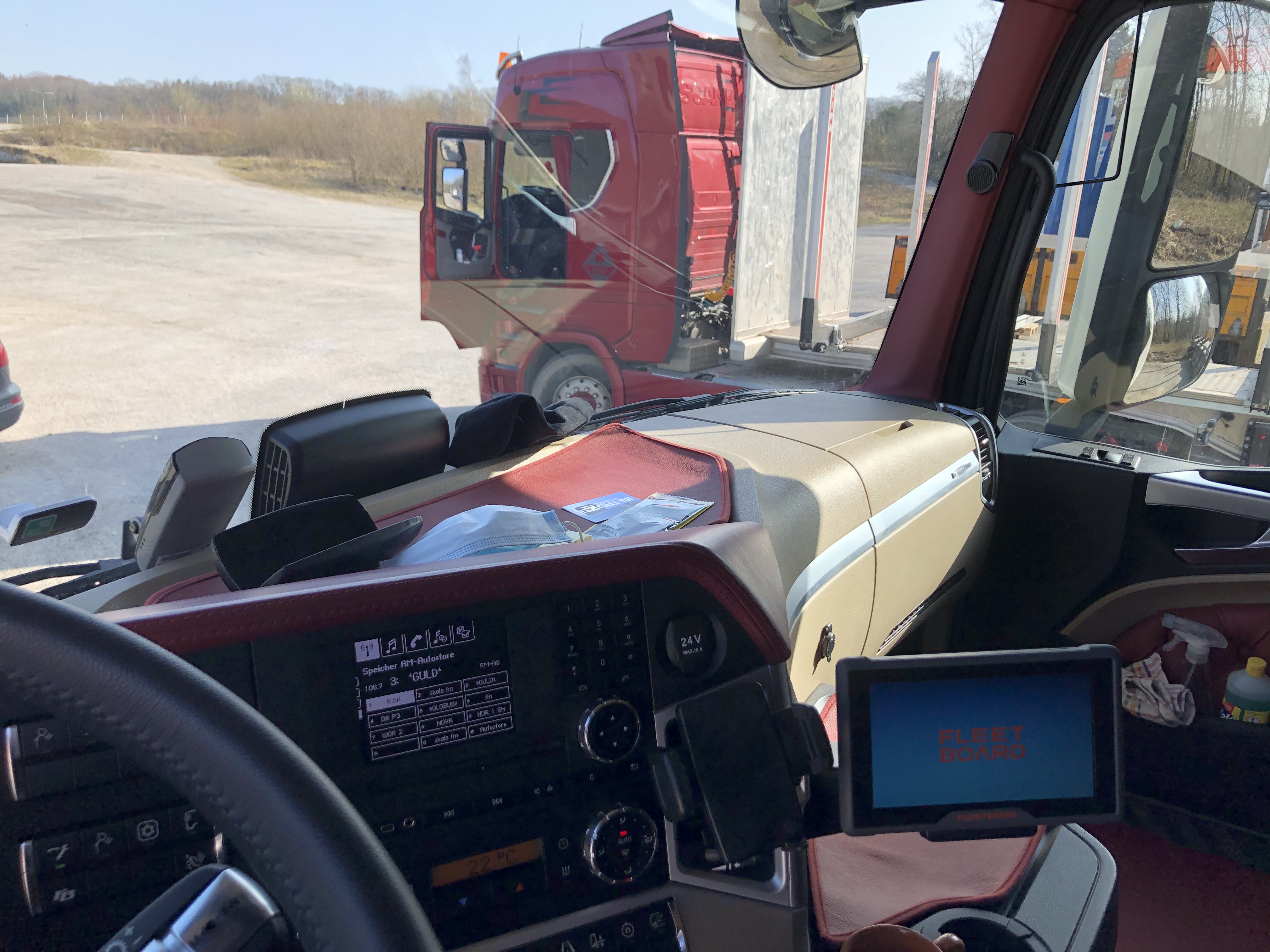 Mercedes 26/53 med hydraulik til omgående levering