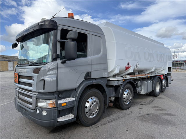 Scania P400 8x2*6 HMK Bilcon 24.000 l. ADR Euro 5