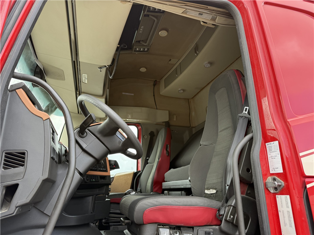 Volvo FH460 6x2 Globetrotter Euro 6