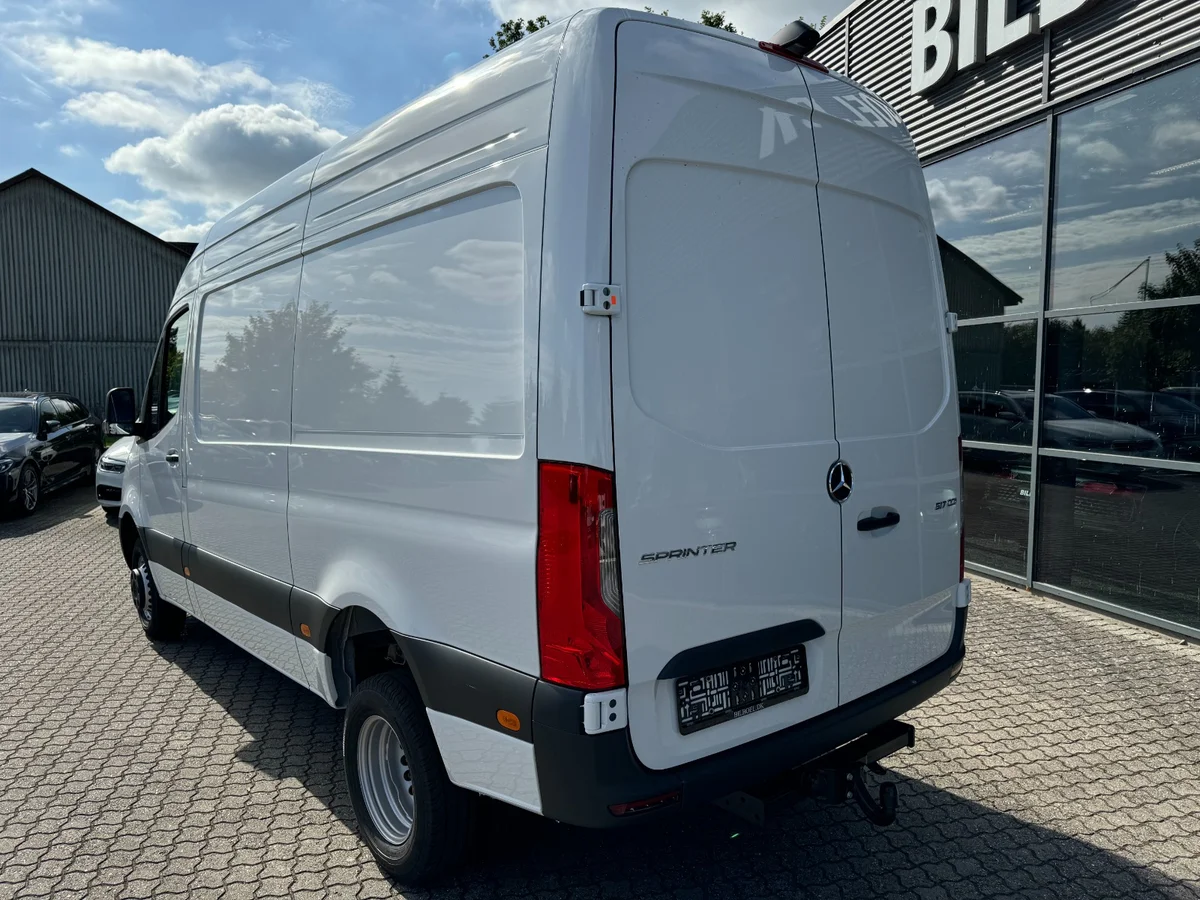 Mercedes SPRINTER 517