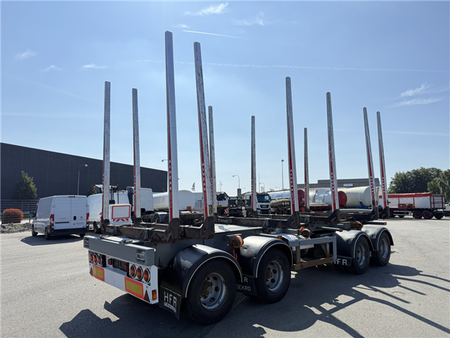 HFR 30 t. 4 akslet Trætransport