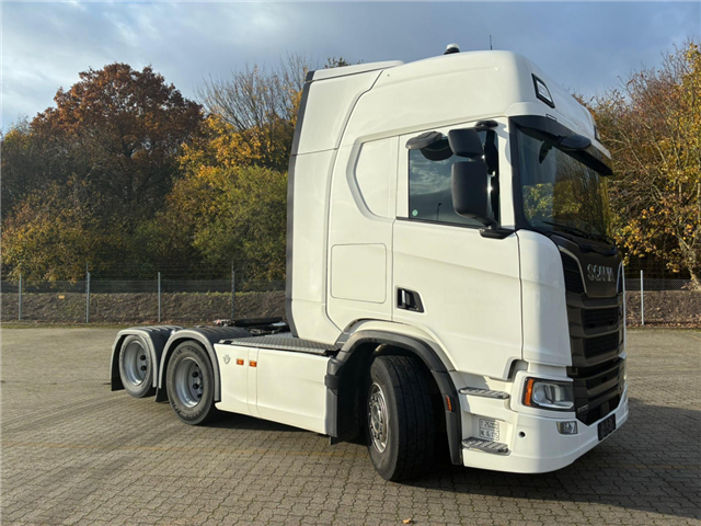 Scania R 530 A6x2NB m. 2 streng hydraulik