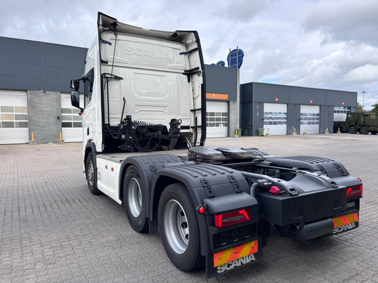 Scania R 560 A6x2NB