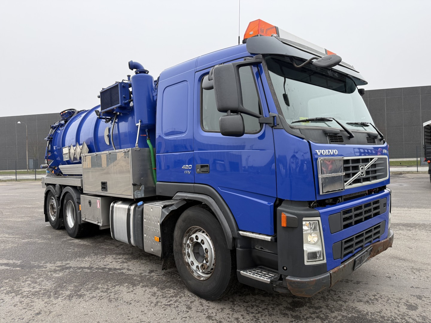 Volvo FM420 6x2*4 EEV Interconsult 12.700 l. Rustfri
