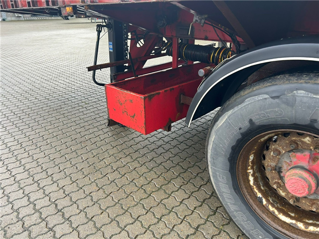 Broshuis Flatbed m. Udtræk