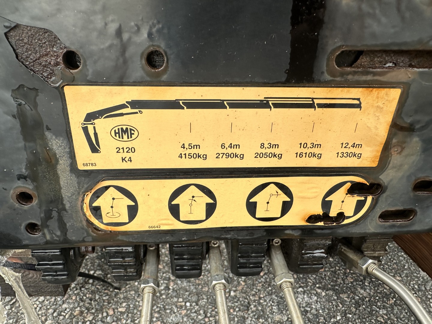HMF 2120 K4 Kran / Radio