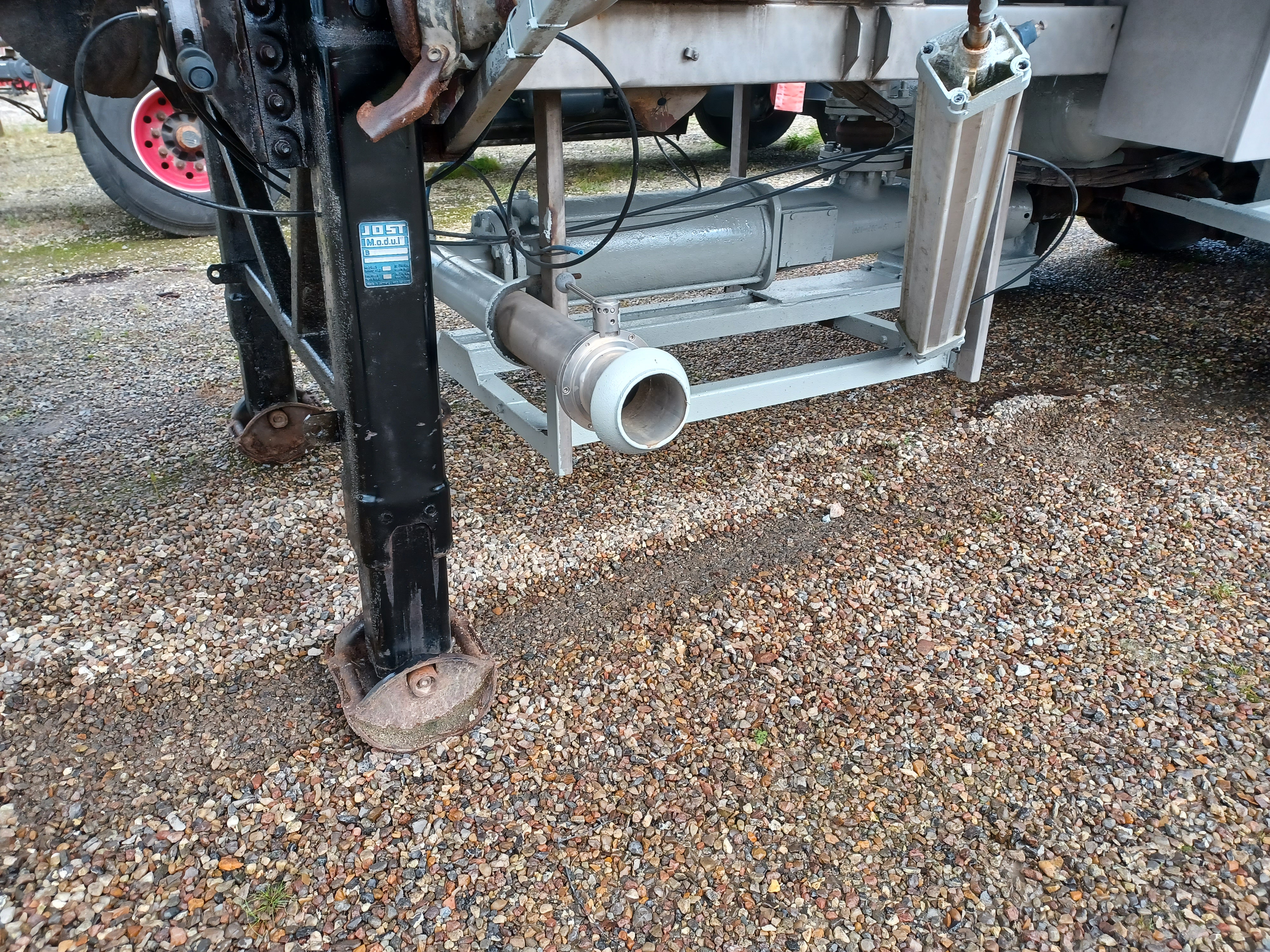 Kässbohrer Vand/Mælk 32000 Liter Rustfri 304 isoleret