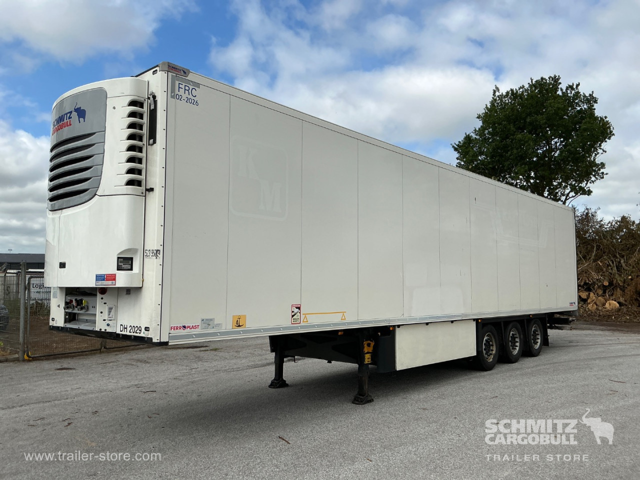 Schmitz Semi Reefer Meat hanging system