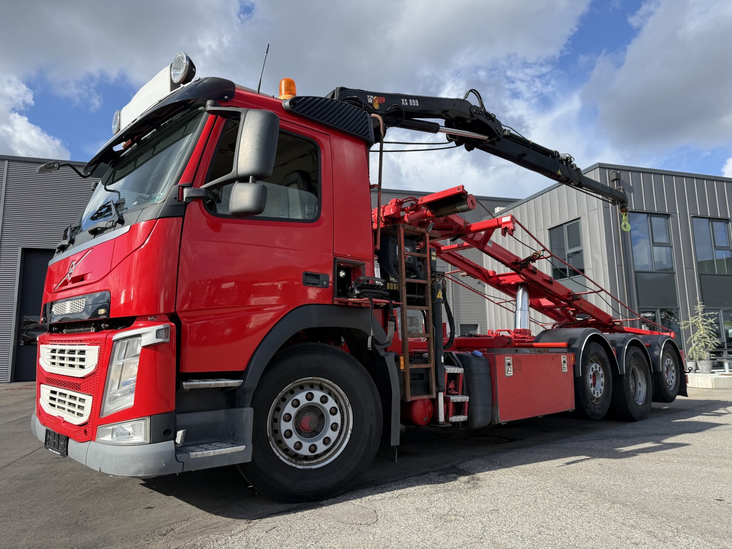 Volvo FM500 8x2 Pusher Tridem Hiab 099 B3 Radio